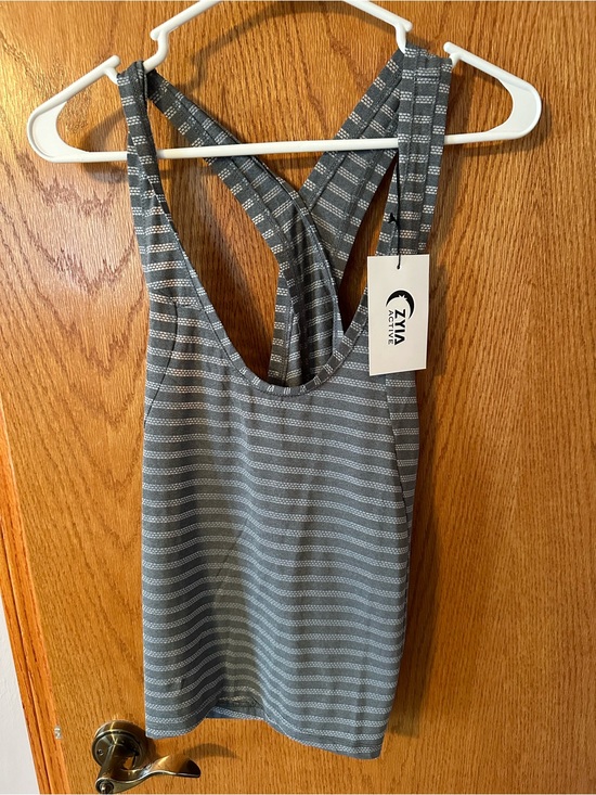 ZYIA Tops - ZYIA Crossback Tank Top